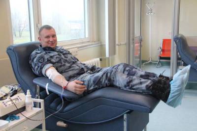 Более пяти тысяч росгвардейцев стали донорами крови в пандемию