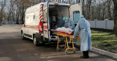 Коронавирус в Украине: за 14 июня госпитализировали 400 человек