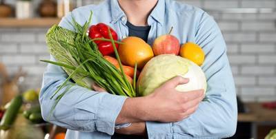 Помогает ли вегетарианская диета легче перенести COVID-19?