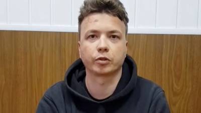 Арестованный белорусский блогер Роман Протасевич заявил, что его не избивали