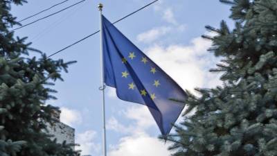 ЕС разрешил обладателям COVID-сертификатов поездки внутри Европы