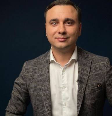 Жданов: отказ от участия в выборах — это личное решение Соболь, другие продолжают кампанию