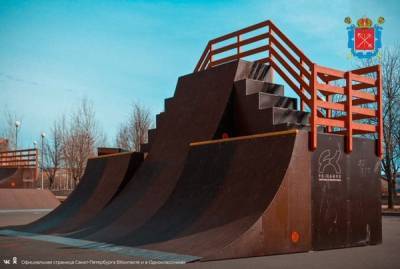 В Петербурге в два этапа отремонтируют старейший скейт-парк