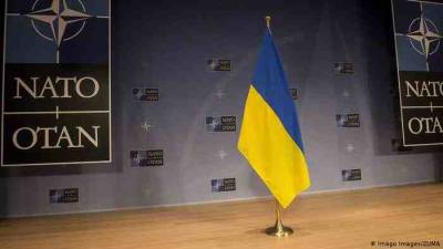 Байден заявил, что НАТО будет и дальше поддерживать суверенитет Украины