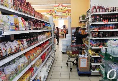 Яйца дешевеют, курятина дорожает: июньские цены на «главные» продукты в одесских супермаркетах