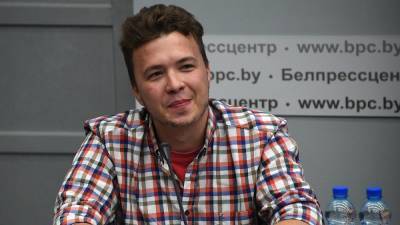 Протасевич задал журналистам «политическую загадку»