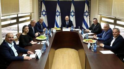 Россия продолжит сотрудничество с новым правительством Израиля