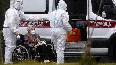 Рост заболеваемости в Москве может быть связан с возникновением «столичного» штамма коронавируса