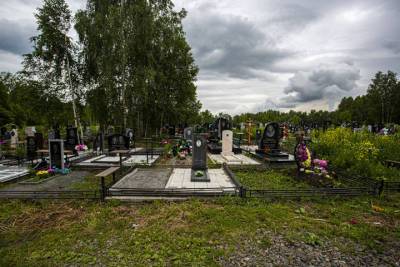 Дороги у кладбищ перекроют в Новосибирске на Святую Троицу 19 июня