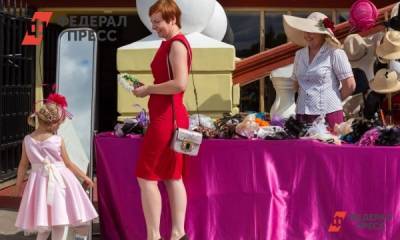 Эксперты посчитали во сколько в Екатеринбурге обойдется платье на выпускной