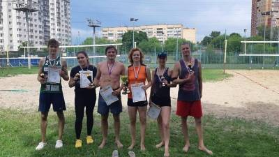 В Чехове состоялся Микс‑турнир по пляжному волейболу, посвященный Дню России