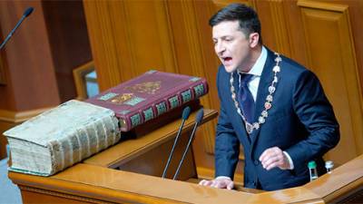 Зеленский ветировал закон, который ослабляет ответственность за недостоверное декларирование