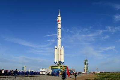 Китай готов запустить первый экипаж на новую космическую станцию