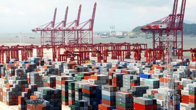 Задержки в портах Китая из-за вспышки COVID-19 парализуют торговлю - runews24.ru - Китай - провинция Гуандун