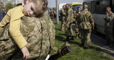 Украинский спикер рассказал о двух путях достижения мира на Донбассе