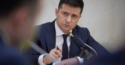 Зеленский анонсировал новые законодательные инициативы по борьбе с олигархами