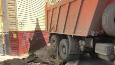 В Новом Уренгое подрядчик заставил жителей нескольких домов дышать "опасной пылью"