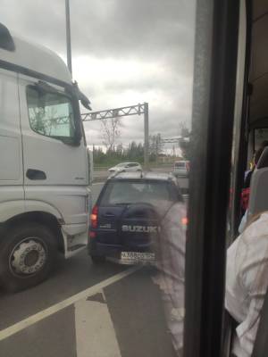 На Московском шоссе образовался затор из-за ДТП
