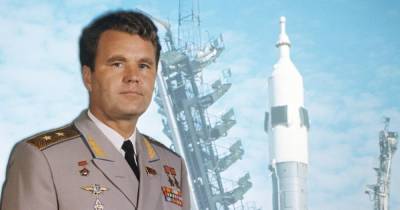 Первым состыковал космические корабли: умер космонавт Владимир Шаталов - focus.ua - Акмолинская обл.