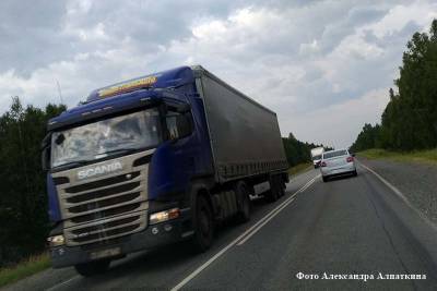 В Курганской и Челябинской областях ограничили движение грузовиков из-за жары