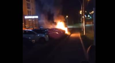 Пожар на автостоянке на улице Неделина оказался поджогом