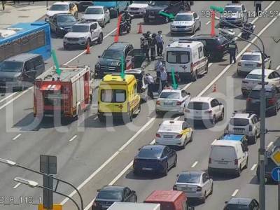 Автомобилистов предупредили о пробке после ДТП на Садовом кольце