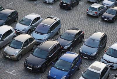 В центре Киева хотят повысить цену парковки