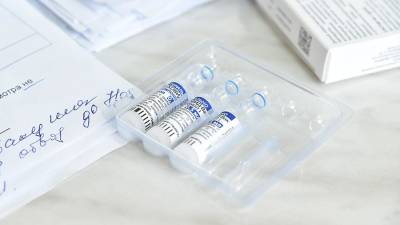 Эндокринолог назвал диабет главным показанием к вакцинации от COVID-19