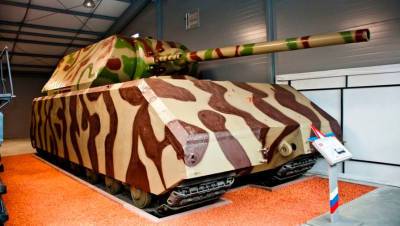 В Подмосковье показали единственный в мире сверхтяжелый танк