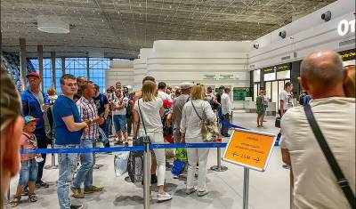 Аэропорт Крыма открыл международную зону в связи с рекордным наплывом туристов