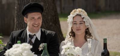 Актеры Артур Смольянинов и Аглая Тарасова сыграют влюбленных в детективе «Еврей»