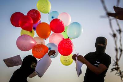 11 пожаров на границе с Газой: в Израиль вновь полетели огненные шары