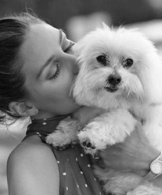 Пет-терапия с собаками: как Оливия Палермо и Ева Лонгория справляются со стрессом