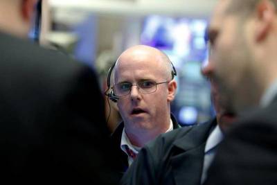 Carlo Allegri - Уолл-стрит в минусе после достижения S&P 500 рекордного пика, в фокусе ФРС - smartmoney.one - New York - state New York - Reuters