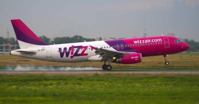 В Польше совершил аварийную посадку самолет Wizz Air, который следовал в Украину
