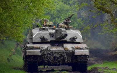Великобритания развернет танки Challenger 2 в Эстонии