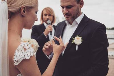 Арсен Мирзоян и Тоня Матвиенко показали, как отмечают годовщину свадьбы в Карпатах: «Просто кайф»