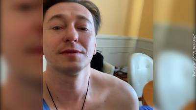 Видео из Сети. Сергей Безруков сделал прививку от коронавируса