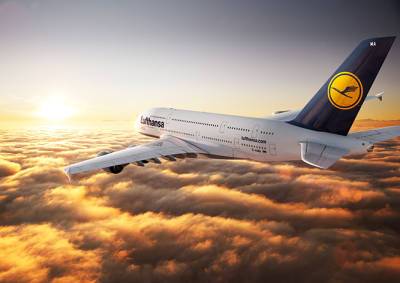 Пассажир Lufthansa пытался открыть дверь самолета в небе над Австрией