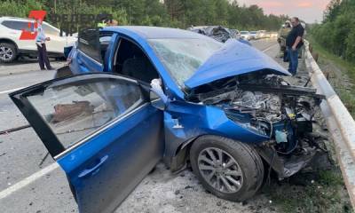 На трассе Екатеринбург – Тюмень в аварии из трех машин погиб человек