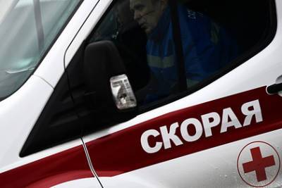 Врачи объяснили очередь из 18 машин скорой помощи в российской больнице