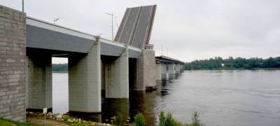 Ладожский мост будет разведен на трассе «Кола» из-за прохода яхты