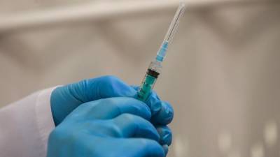 В Москве ввели обязательную вакцинацию в сфере услуг