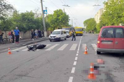 В Виннице столкнулись пять авто, мопед и троллейбус: пострадали три человека