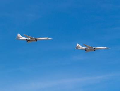 Два Ту-160 выполнили полет над Балтийским морем