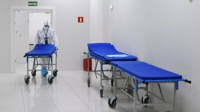 В больницах Омской области развернут дополнительные койки для пациентов с COVID-19