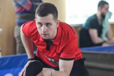 Теннисист из Брянска стал чемпионом на турнире в Смоленске