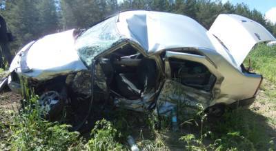 Вылетел на встречку: На дороге "Северодонецк-Новоайдар" Dacia Logan столкнулся с автомобилем DAF