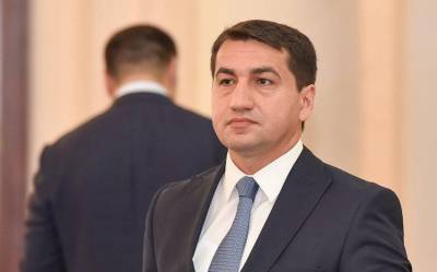 Хикмет Гаджиев - Азербайджан приветствует роль НАТО в обеспечении международной безопасности - помощник Президента - trend.az - Азербайджан