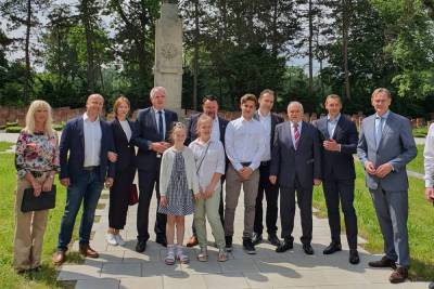 Германия: «Сад памяти» посадили в Лейпциге в День России